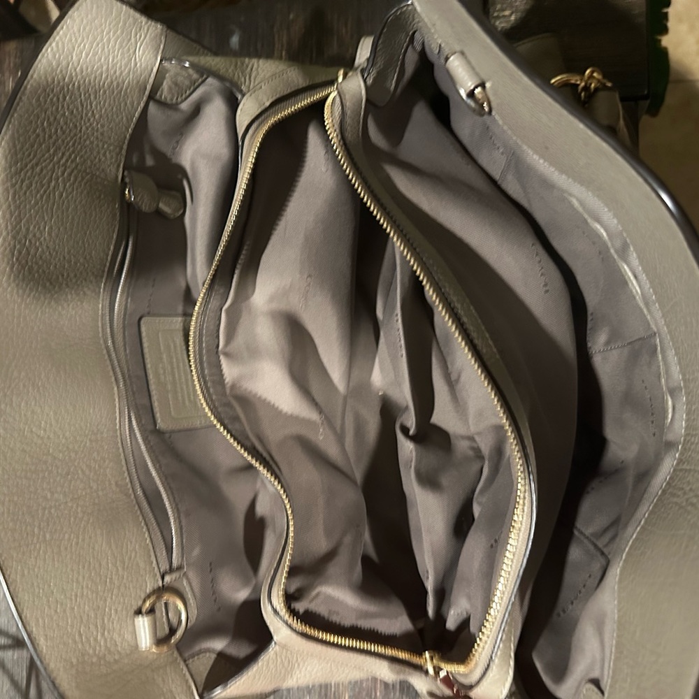 EUC Coach satchel - Picture 2 of 15